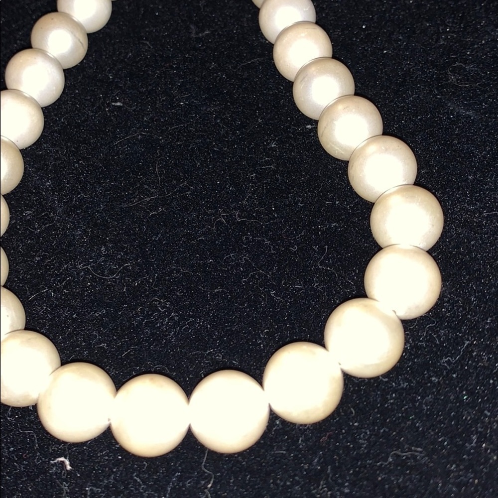 8 in drop Antique Faux Pearls - Excellent Cond - Picture 3 of 4